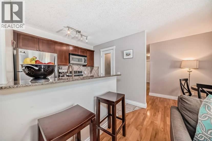 401, 1027 1 Avenue NW, Calgary, photo 8