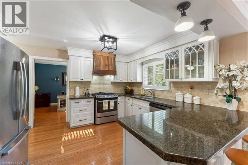 260 CORNWALLIS Road, Ancaster, photo 3