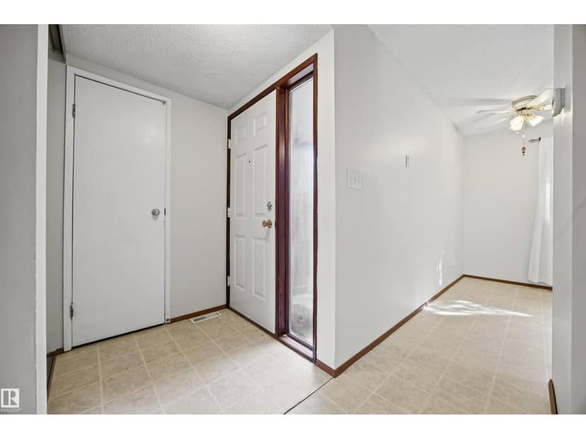 2744 105 ST NW, Edmonton, photo 8