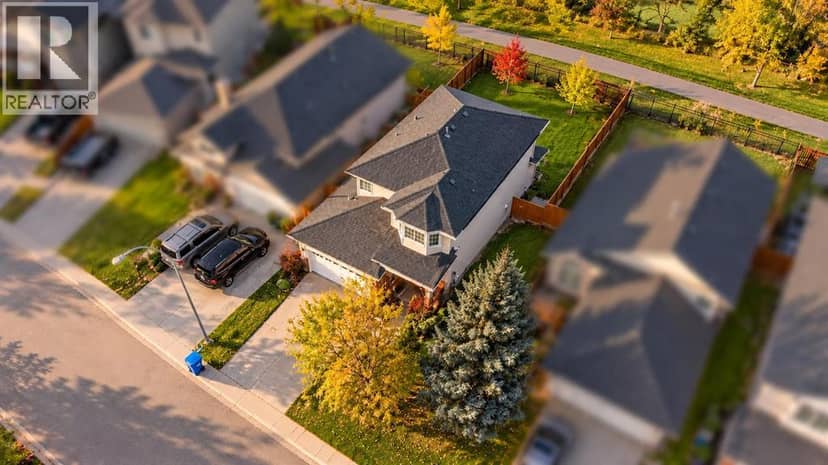 158 Saratoga Close NE, Calgary, photo 2