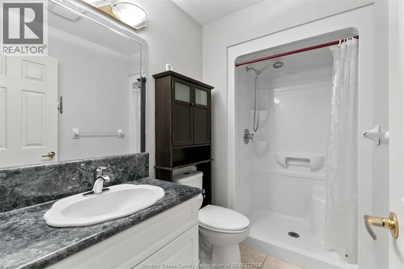 1487 Imperial Crescent, Windsor, photo 7