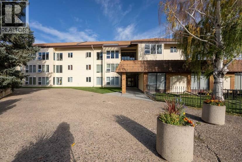 307, 65 Temple Boulevard W, Lethbridge