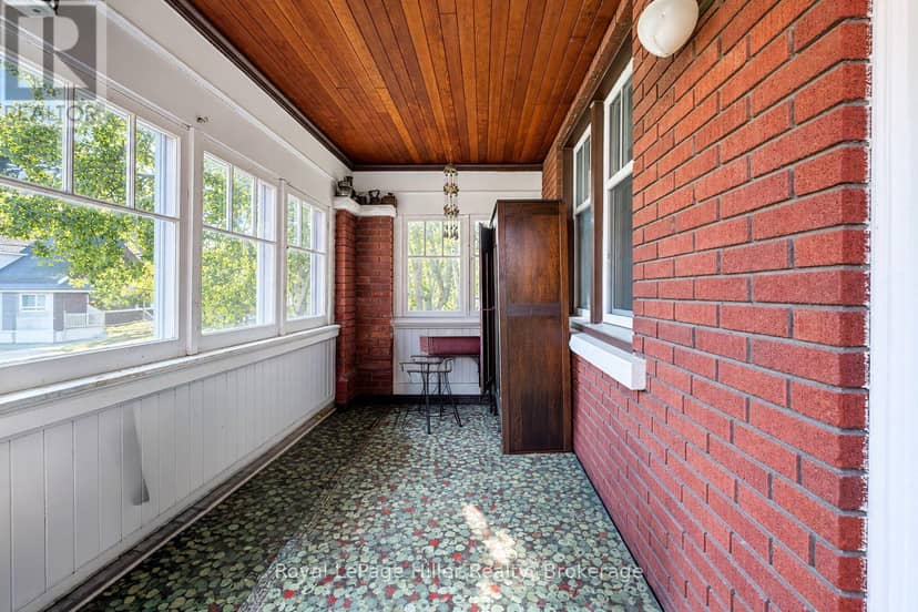 340 Guelph Street, Kitchener, photo 5