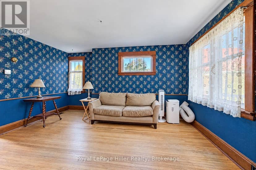 340 Guelph Street, Kitchener, photo 8