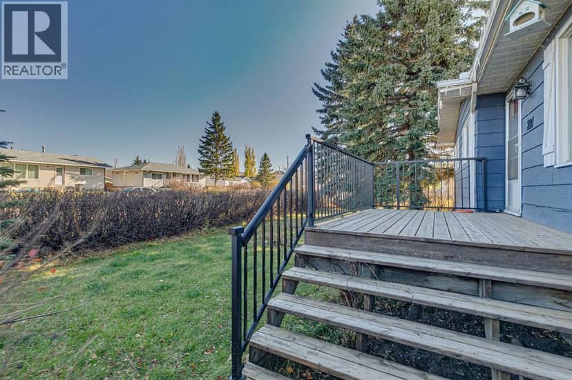 201 2 Street NW, Diamond Valley, photo 5