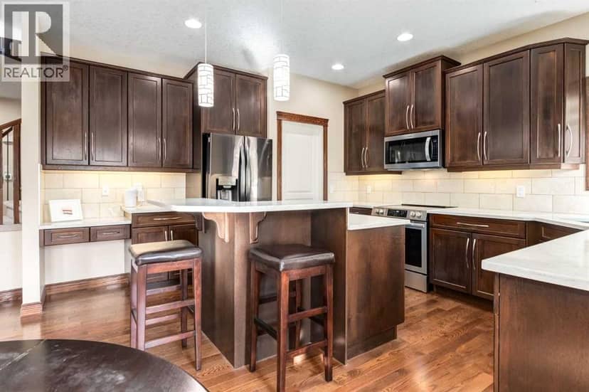 43 Cougar Plateau Circle SW, Calgary, photo 5