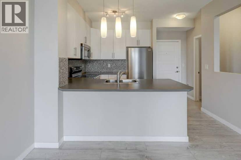 307, 207 Sunset Drive, Cochrane, photo 4