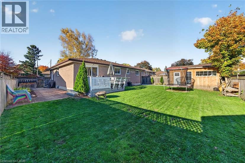 225 MACCRAE Drive, Caledonia, photo 2