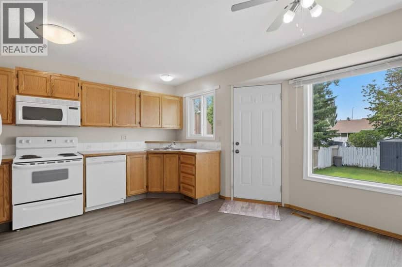 5414 45 Street, Lacombe, photo 6