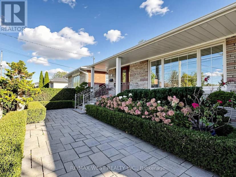 151 Palm Drive, Toronto, photo 2