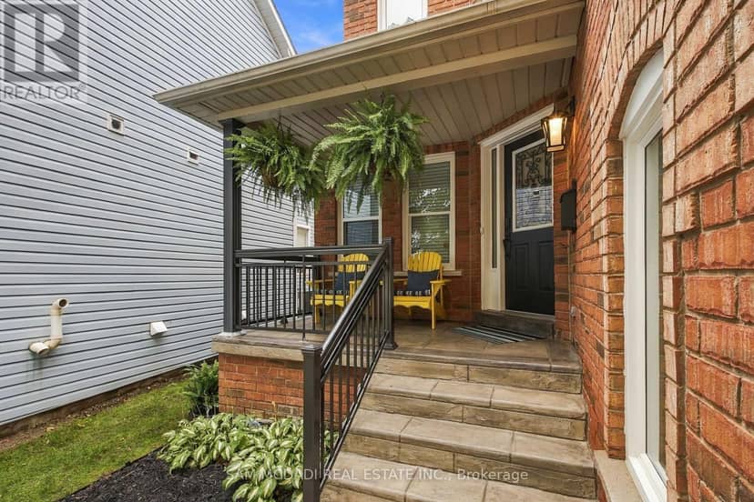135 Watford Street, Whitby, photo 3