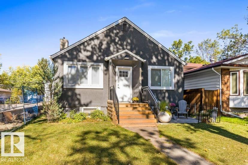 10706 75 AV NW, Edmonton