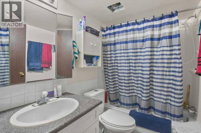 4639 48 Street, Sylvan Lake, photo 7
