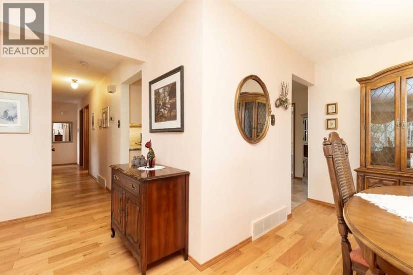 1514 Cedar Place S, Lethbridge, photo 8
