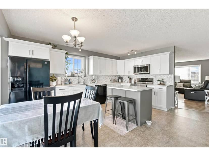 3801 42 Ave, Bonnyville Town, photo 3