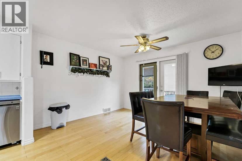 330 9 Street SE, Medicine Hat, photo 7