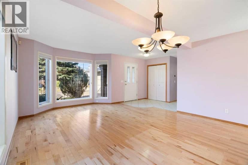 12574 Douglas Woods Road, Calgary, photo 5