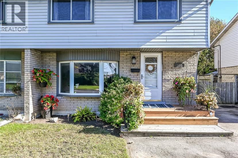 995 UPPER WELLINGTON Street, Hamilton