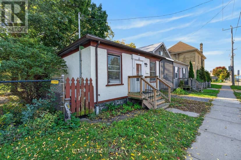 225 Simcoe Street, London East, photo 3