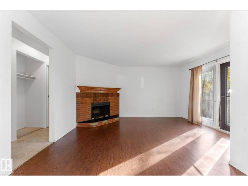 109 Royal Tc NW, Edmonton, photo 5