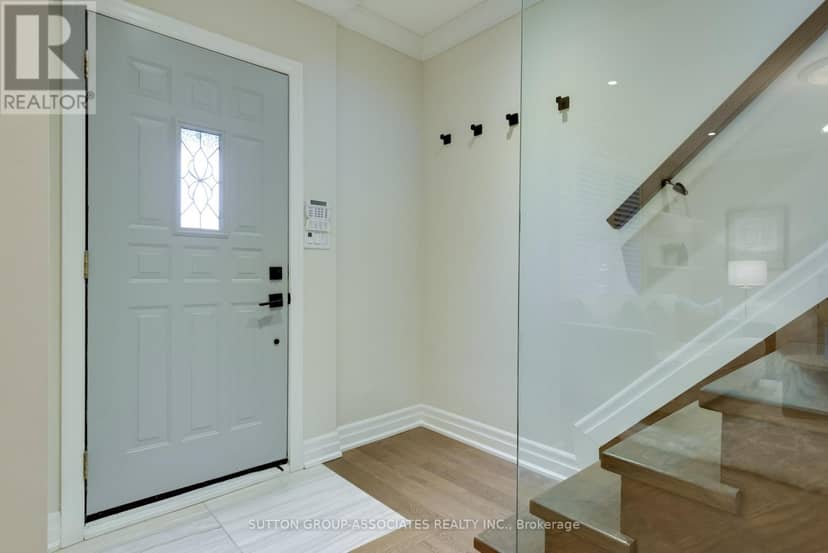 71 Kersdale Avenue, Toronto, photo 4