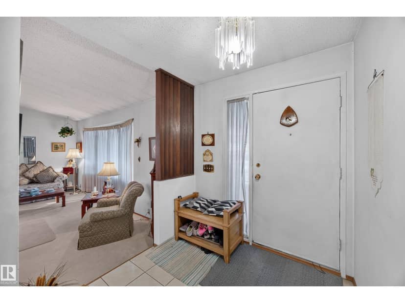 3023 130 AV NW, Edmonton, photo 6