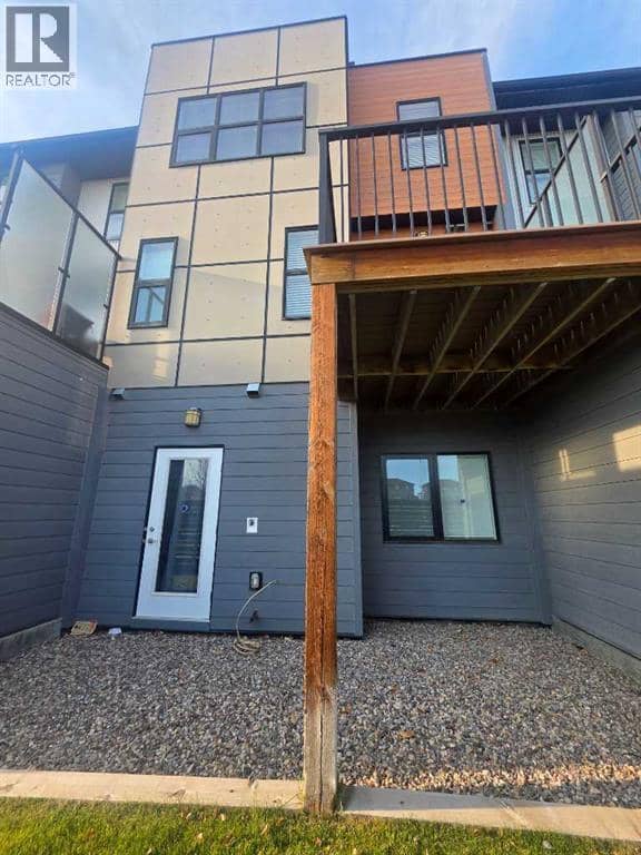 4, 69 Aquitania Circle W, Lethbridge, photo 3