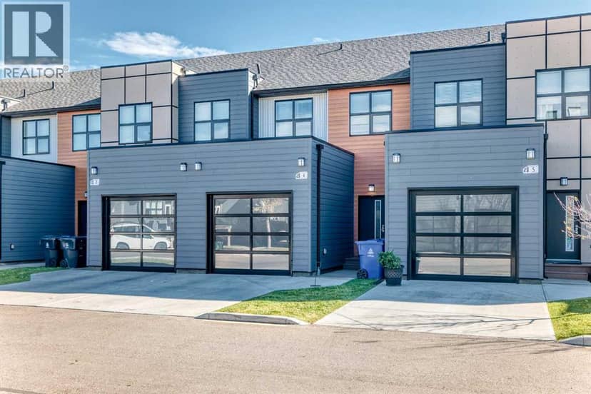 4, 69 Aquitania Circle W, Lethbridge, photo 2