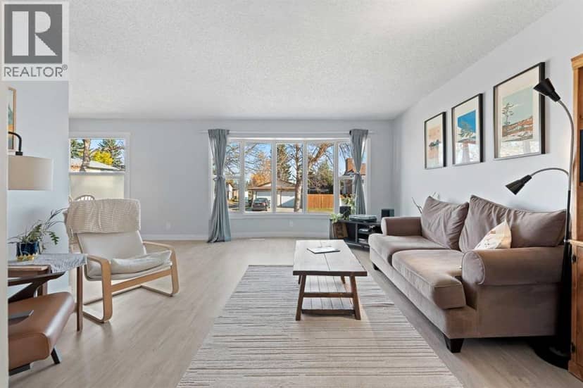 11 Berwick Hill NW, Calgary, photo 3