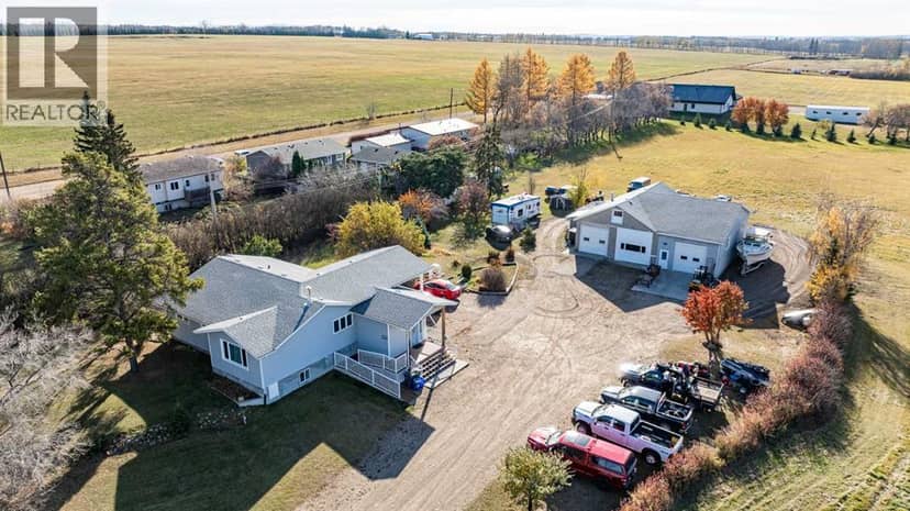 4301 39 Avenue, Ponoka
