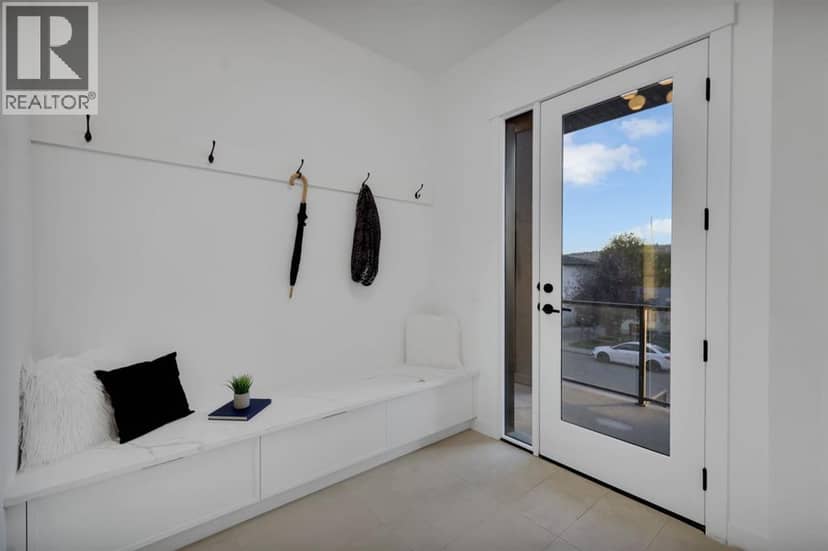 4614 22 Avenue NW, Calgary, photo 3