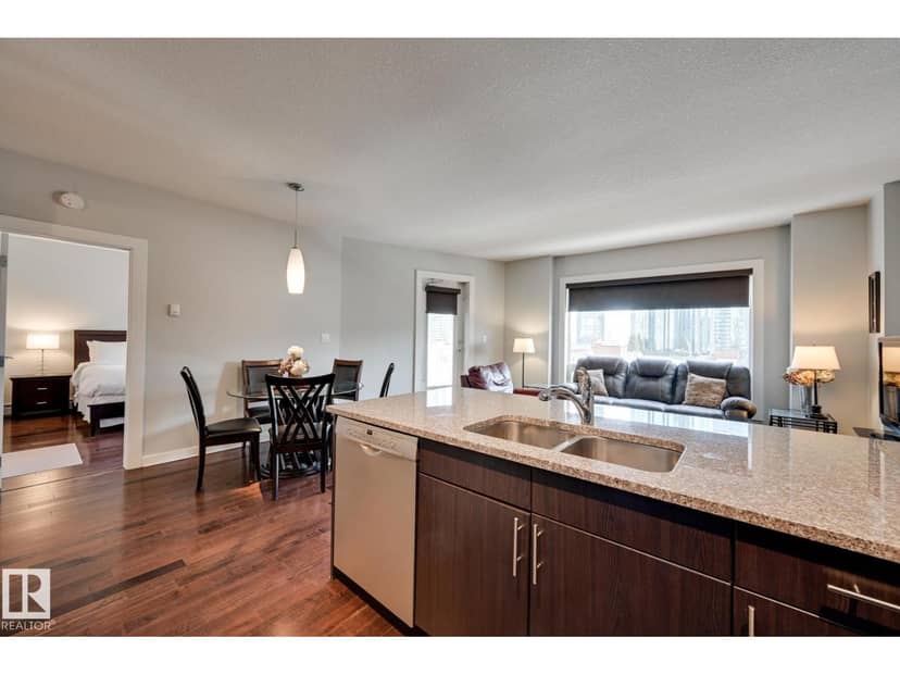 #802 10152 104 ST NW, Edmonton, photo 7