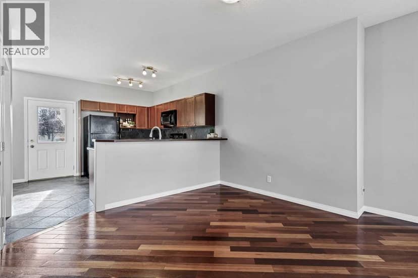 101, 703 Luxstone Square SW, Airdrie, photo 5