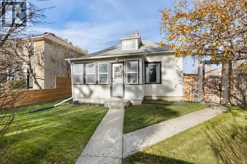 1030 Nanton Avenue, Crossfield, photo 2