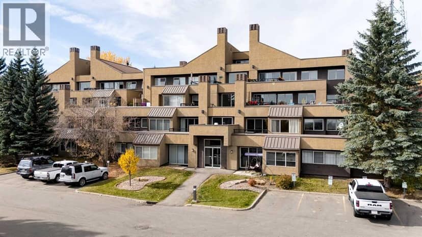 3, 125 Village Heights SW, Calgary