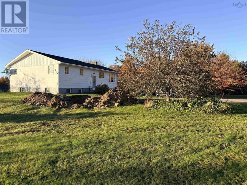 2561 Highway 327 Highway, Caribou Marsh, photo 5