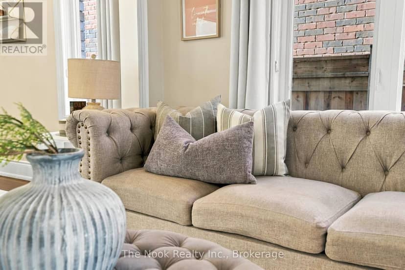 39 Serene Court, Whitby, photo 5