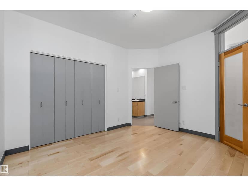 #212 10009 102 AV NW, Edmonton, photo 8