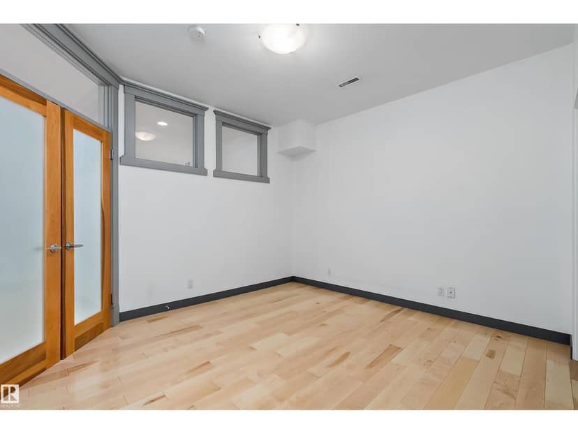 #212 10009 102 AV NW, Edmonton, photo 7