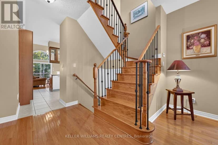 35 - 642 Tapestry Lane, Newmarket, photo 5
