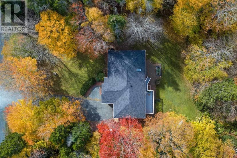 490 Halfway Lake Drive, Hammonds Plains, photo 3