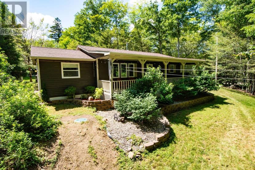 642 High Landing Road, Parkdale, photo 2