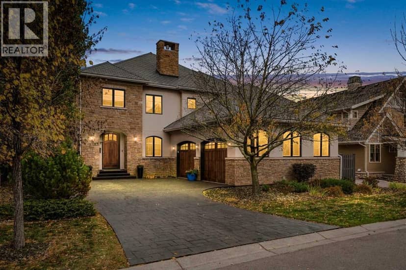 66 Mary Dover Drive SW, Calgary
