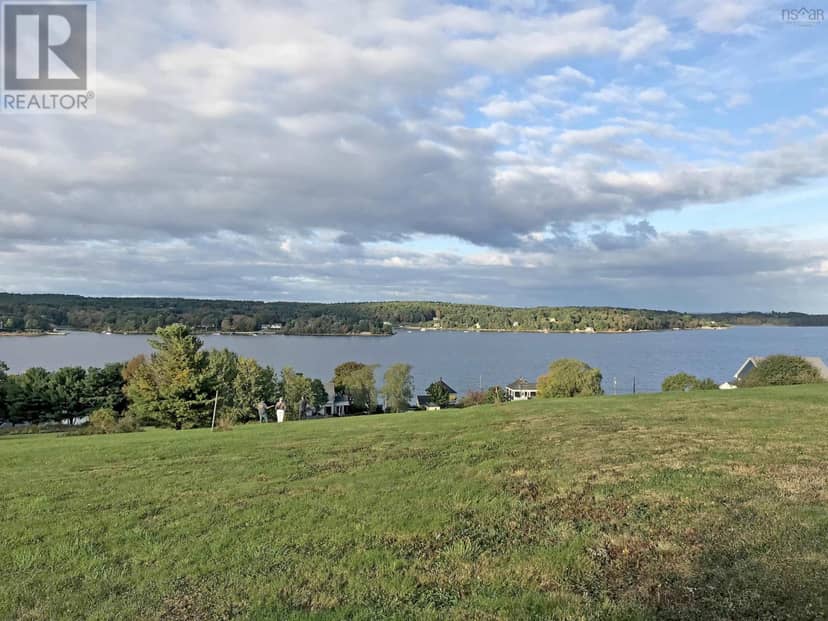 9114 3 Highway, 997 Main St Mahone Bay, Maders Cove, photo 6