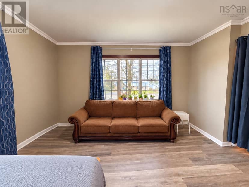 9959 Grenville Street, St. Peter's, photo 6