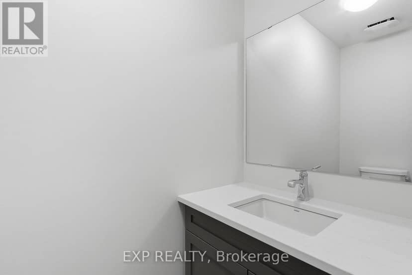 140 Elizabeth Crescent, North Dundas, photo 3