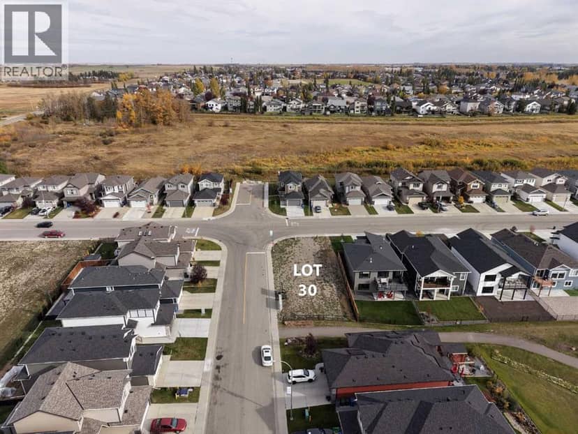 103 Lakewood Circle, Strathmore, photo 3