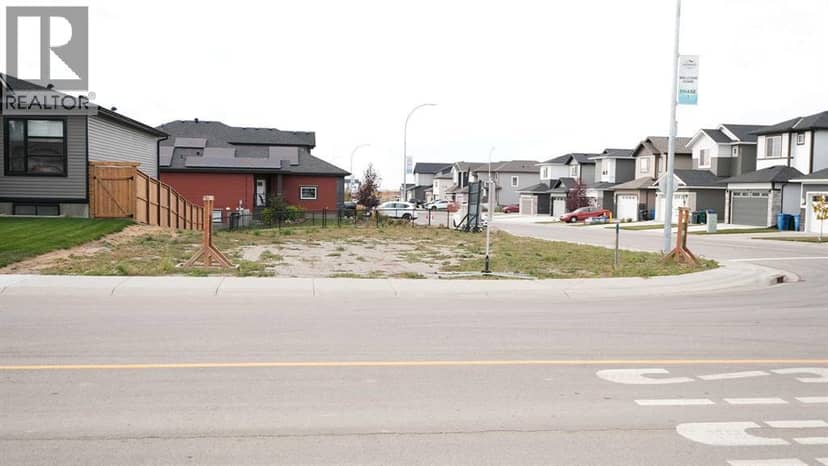 103 Lakewood Circle, Strathmore, photo 4