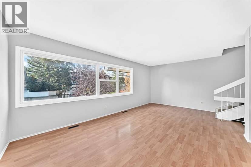 410 Brae Glen Crescent SW, Calgary, photo 6