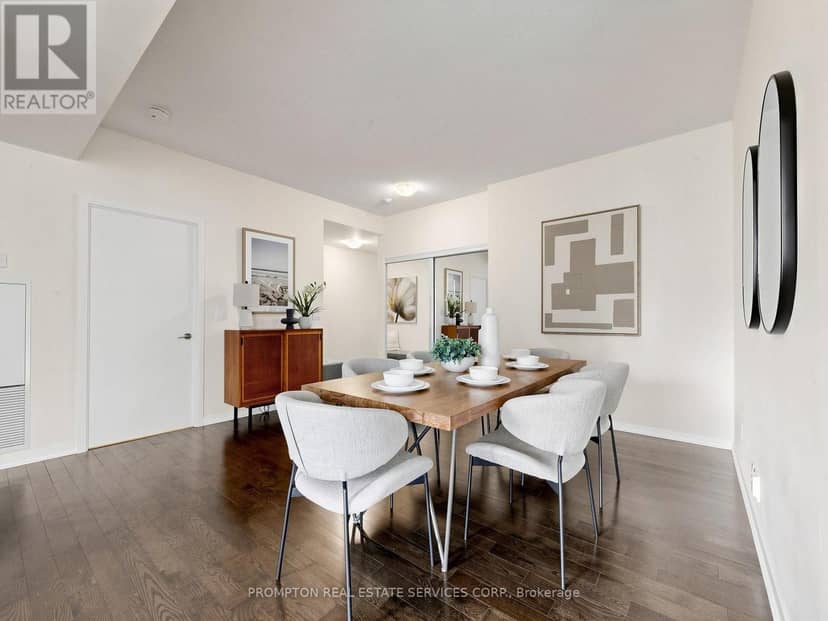 905 - 832 Bay Street, Toronto, photo 7